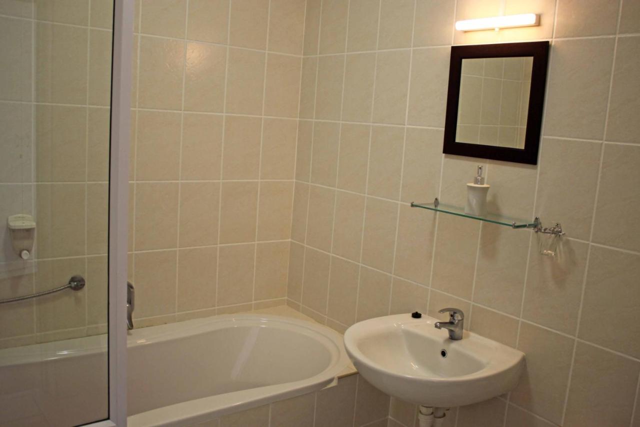 Blougans B&B Gansbaai Bagian luar foto