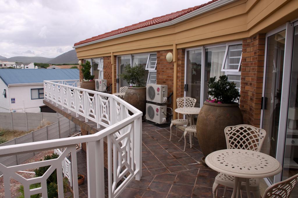 Blougans B&B Gansbaai Bagian luar foto