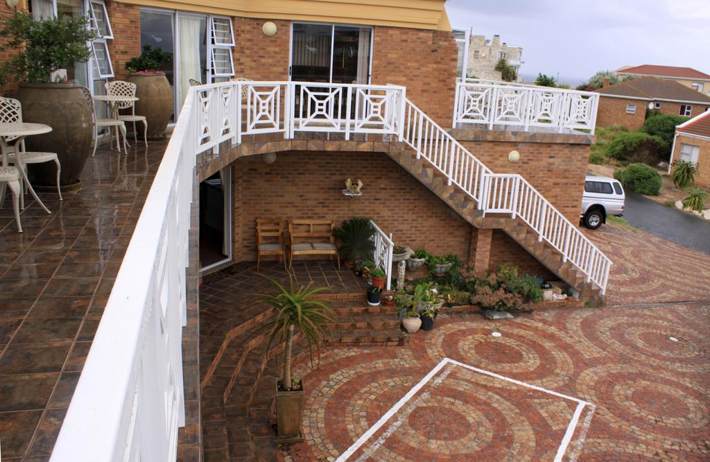 Blougans B&B Gansbaai Bagian luar foto
